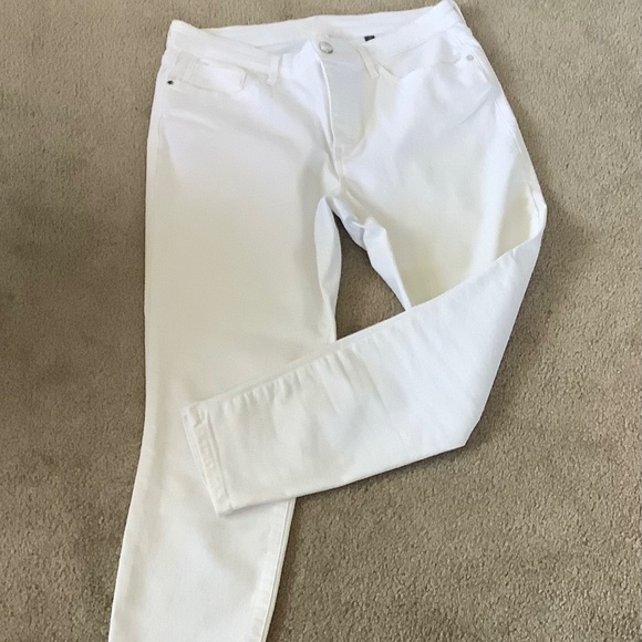 R Jeans white midrise size 30 petite - Picture 1 of 4